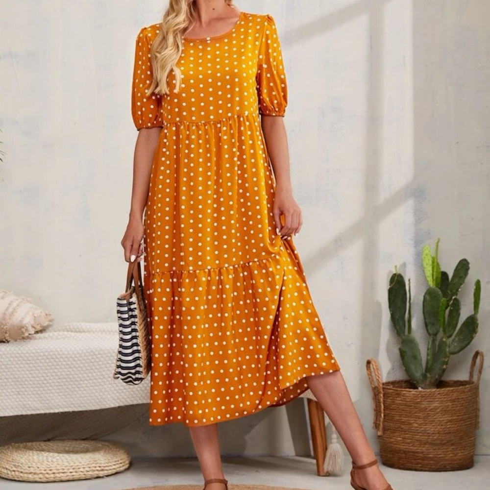 EMERY ROSE Polka Dot Ruffle Hem Puff Sleeve Smock Dress.❤️